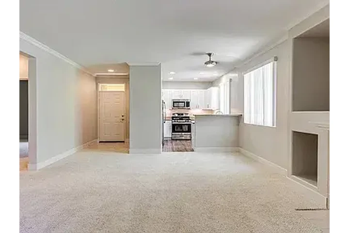 $1700 : 2+ camas image 1