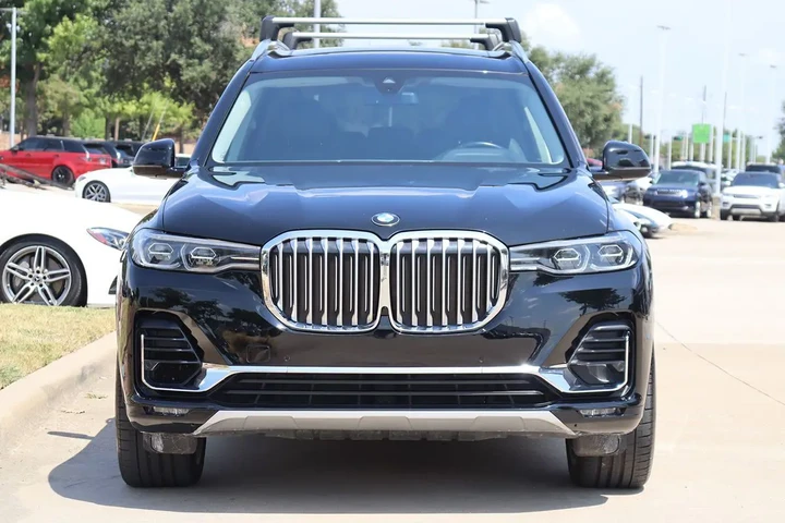 $36434 : 2020 X7 xDrive40i image 4