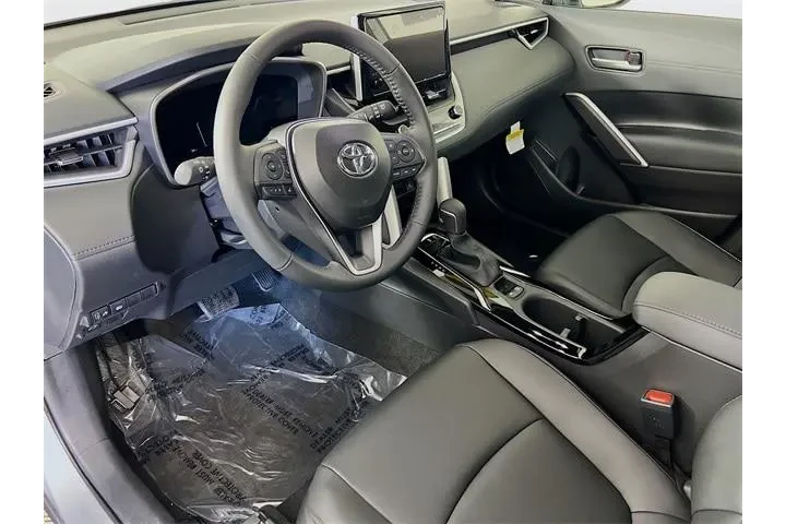 $31500 : Toyota Corolla Cross 2025 AW image 9