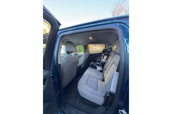 $9500 : 2019 Colorado LT image 7