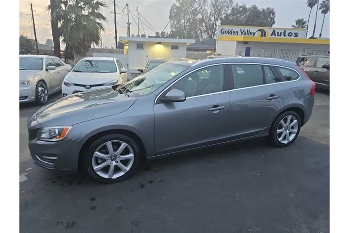 $9999 : 2016 V60 image 5