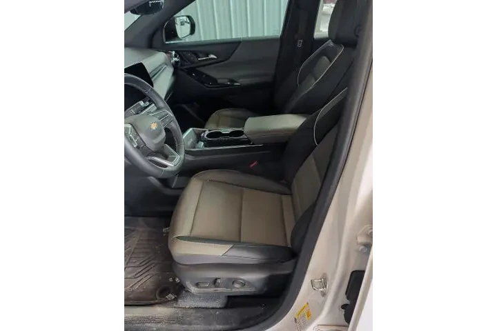 $26826 : Chevrolet Equinox 2025 4x4 L image 4