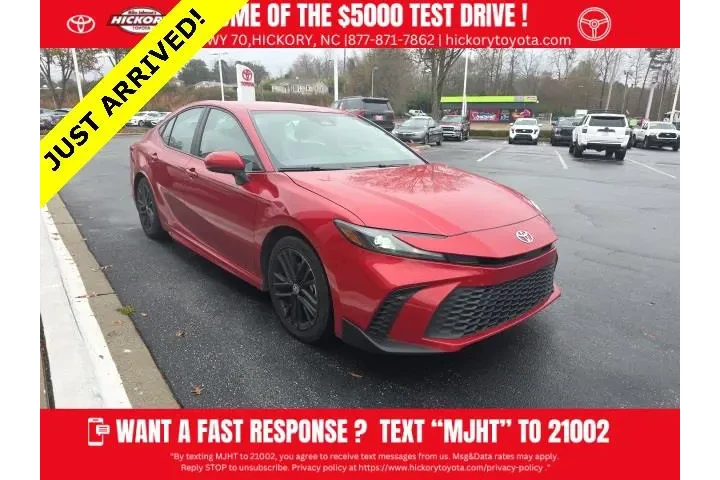 $26751 : Toyota Camry 2025 SE 4dr Sed image 1