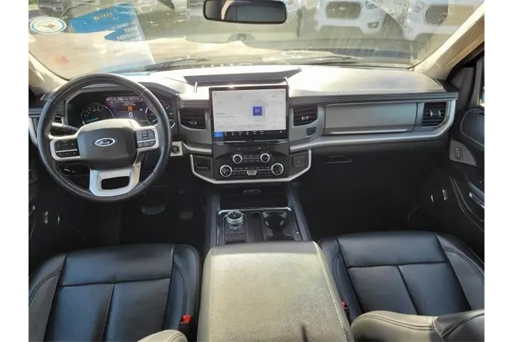 $39691 : Ford Expedition 2024 4x2 XLT image 10