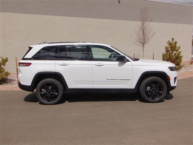 $39711 : 2023 Grand Cherokee Laredo image 3