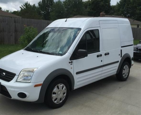 $6000 : 2010 FORD TRANSIT XLT CONNECT image 1