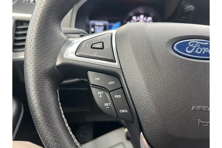 $27822 : Ford Edge 2023 AWD ST 4dr Cr image 10