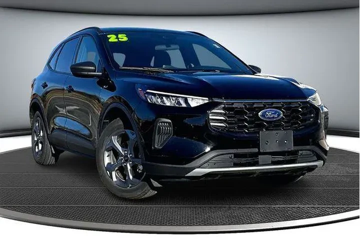 $22500 : Ford Escape 2025 ST-Line 4dr image 3