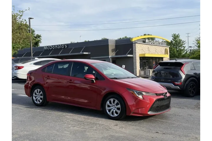 $14995 : 2020 Corolla LE image 4