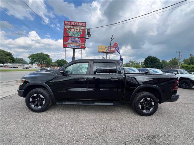 $33999 : 2020 RAM 1500 image 9