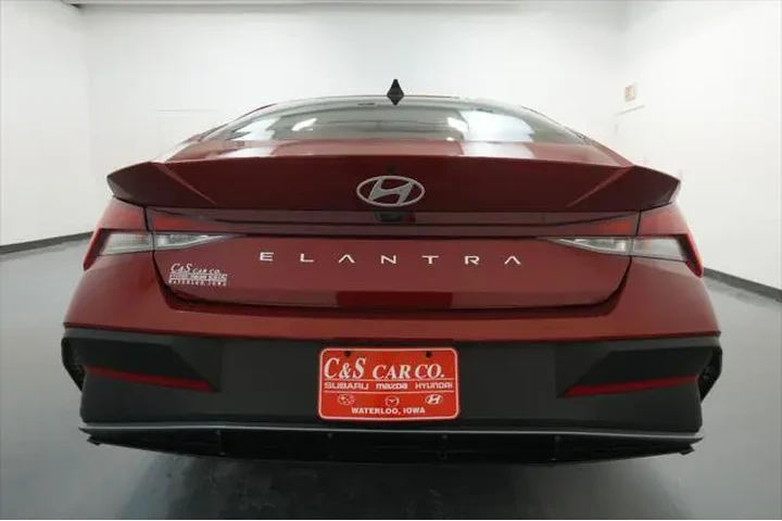$20795 : Hyundai ELANTRA 2025 SE 4dr image 8
