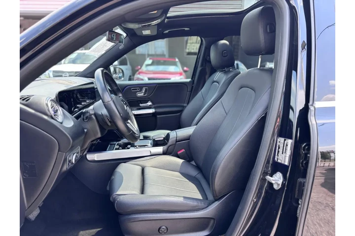 2023 Mercedes-Benz GLB-Class image 7
