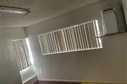 $1050 : cuarto en reseda todo incluido thumbnail