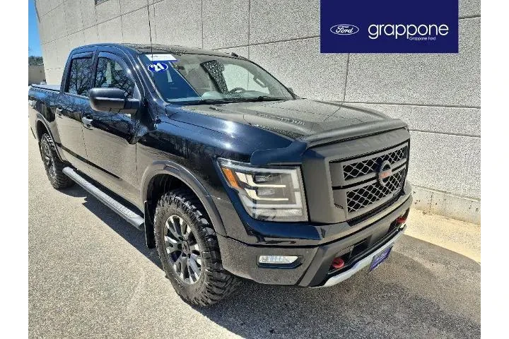 $33790 : Nissan Titan 2021 4x4 SL 4dr image 1