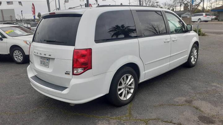 $8500 : 2016 Grand Caravan SXT image 4