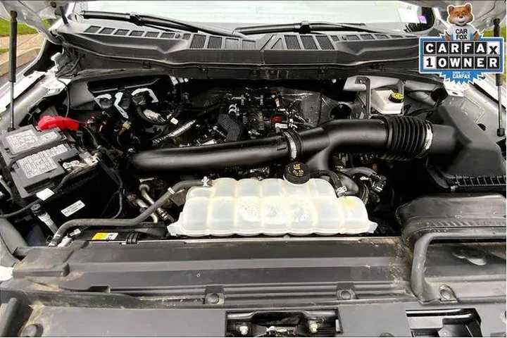 $39985 : Ford F-150 2025 4x4 XLT 4dr image 9