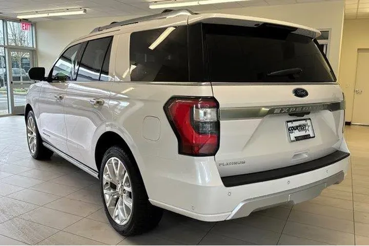 $30785 : Ford Expedition 2019 4x4 Pla image 6