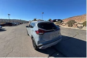 $19500 : Nissan Kicks 2024 SV 4dr Cro thumbnail