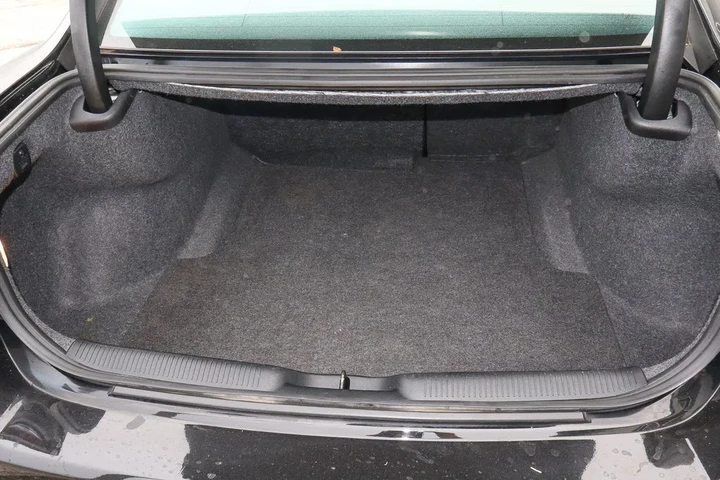 $18688 : 2023 Charger SXT image 9