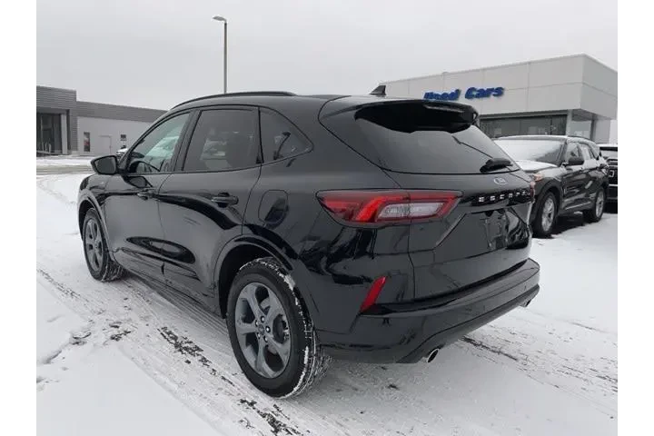 $26361 : Ford Escape 2023 AWD ST-Line image 7