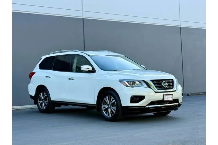 $12940 : 2018 Pathfinder S image 3