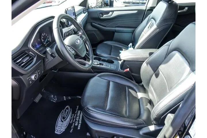 $25852 : Ford Escape Plug-In Hybrid 2 image 7