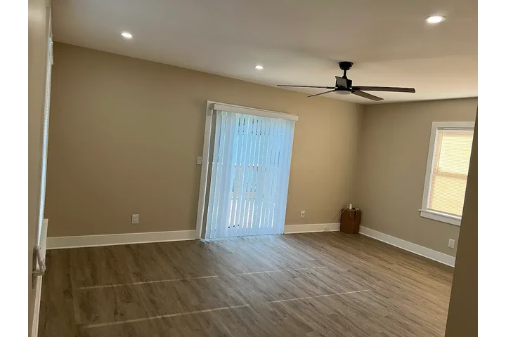 $1650 : House rent in Indianapolis IN image 6