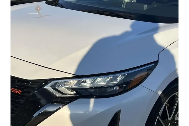 $18975 : Nissan Sentra 2025 SR 4dr Se image 9