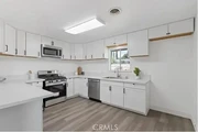 $2395 : HERMOSA CASA REMODELADA thumbnail
