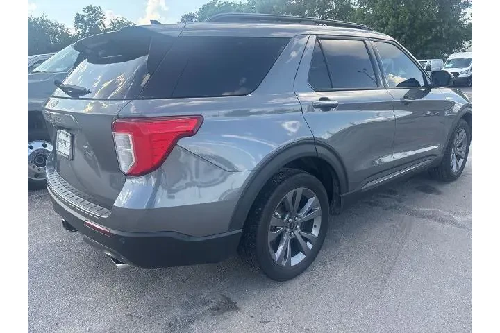 $23991 : Ford Explorer 2022 XLT 4dr S image 5