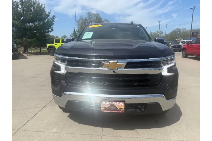 $27950 : 2023 Silverado 1500 LT image 3