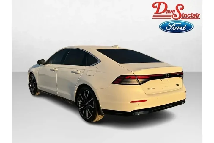 $29500 : Honda Accord Hybrid 2023 Tou image 9