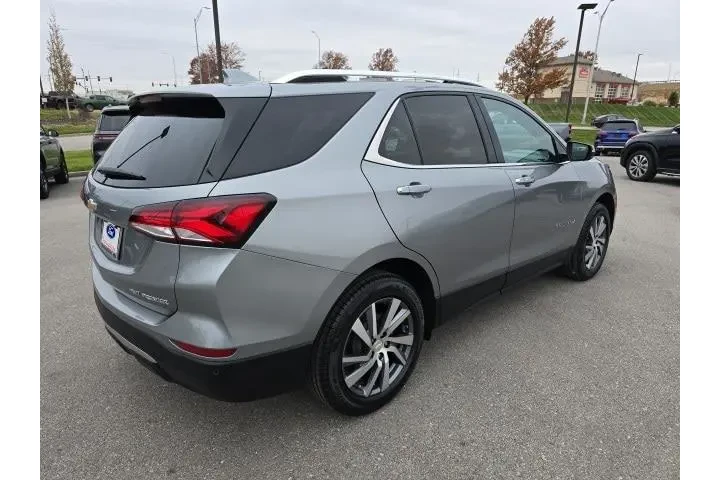 $25500 : Chevrolet Equinox 2023 4x4 P image 5