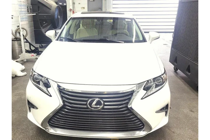 $22998 : Lexus ES 350 2016 4dr Sedan image 2