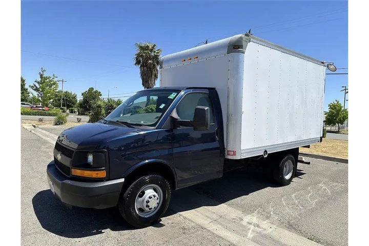 $16999 : Express Commercial Cutaway 20 image 10