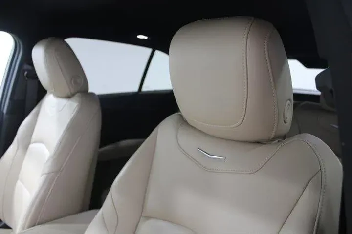 $31982 : Cadillac XT4 2024 Luxury 4dr image 5