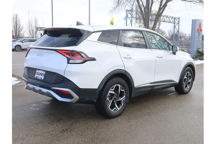 $19477 : Kia Sportage 2024 LX 4dr SUV image 10