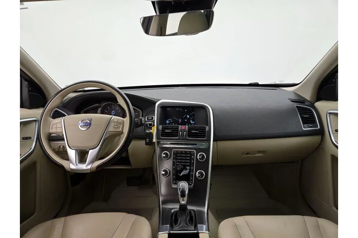 $17998 : Volvo XC60 2016 T5 Drive-E P image 9