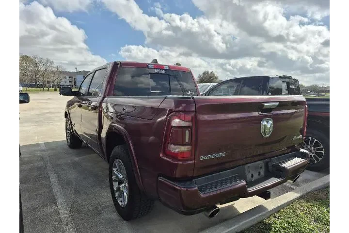 $32981 : Ram 1500 2022 4x4 Laramie 4d image 4