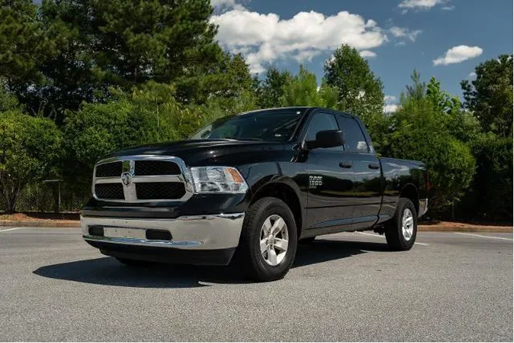 $31559 : Ram 1500 Classic 2024 4x4 SL image 3