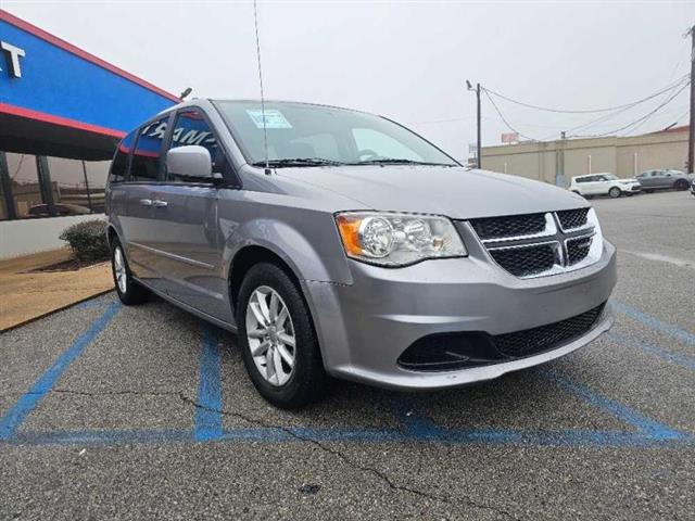 2016 Grand Caravan image 2