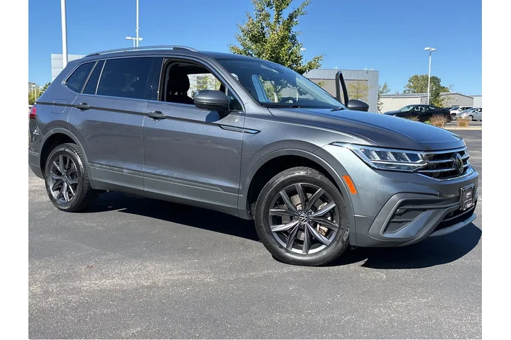 $25000 : 2022 Tiguan SE image 1