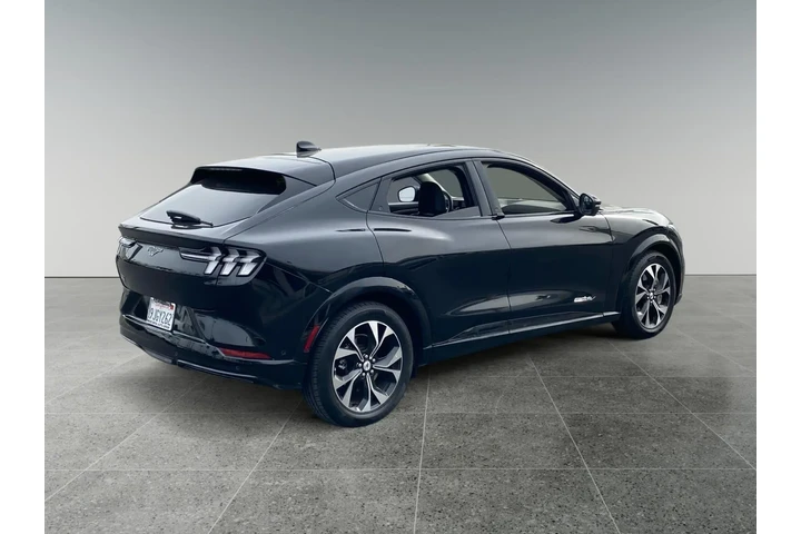 $28300 : Ford Mustang Mach-E 2023 AWD image 5