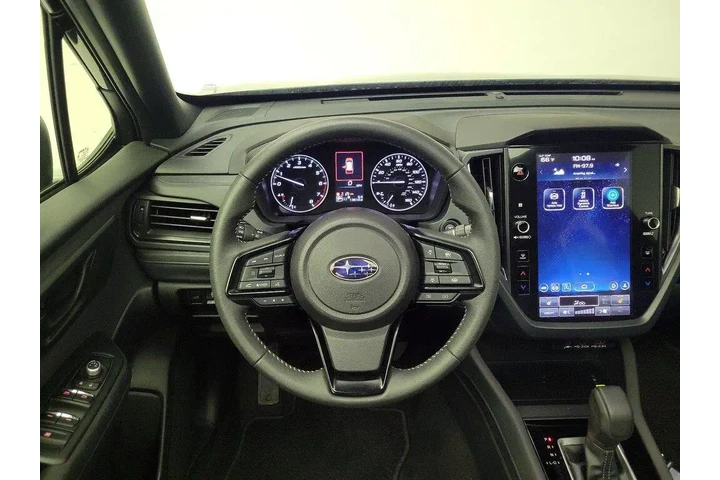 $31998 : Subaru Forester 2025 AWD Pre image 10