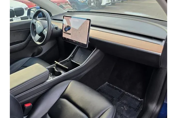 $29506 : Tesla Model Y 2021 AWD Long image 10