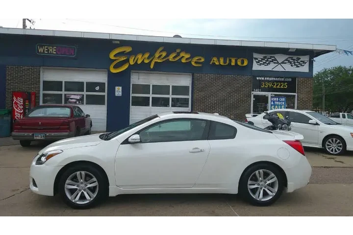 $8999 : 2012 Altima 2.5 S image 1