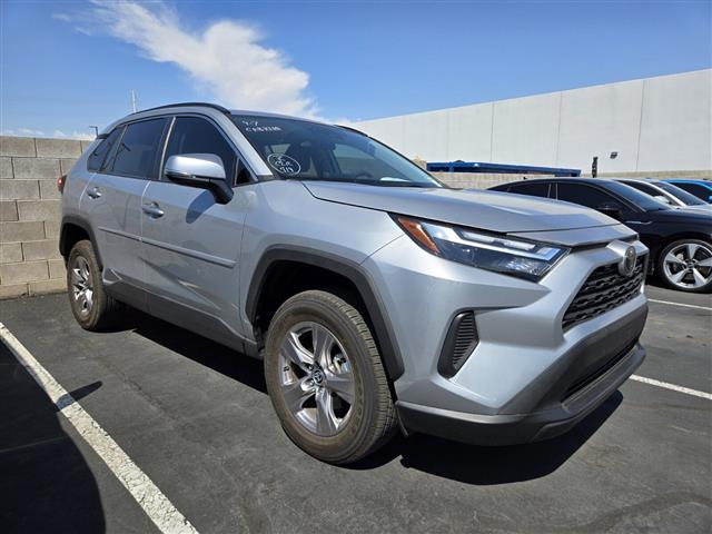 $32491 : Pre-Owned 2023 RAV4 XLE image 1