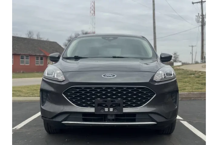 $6999 : 2020 Escape SE image 4