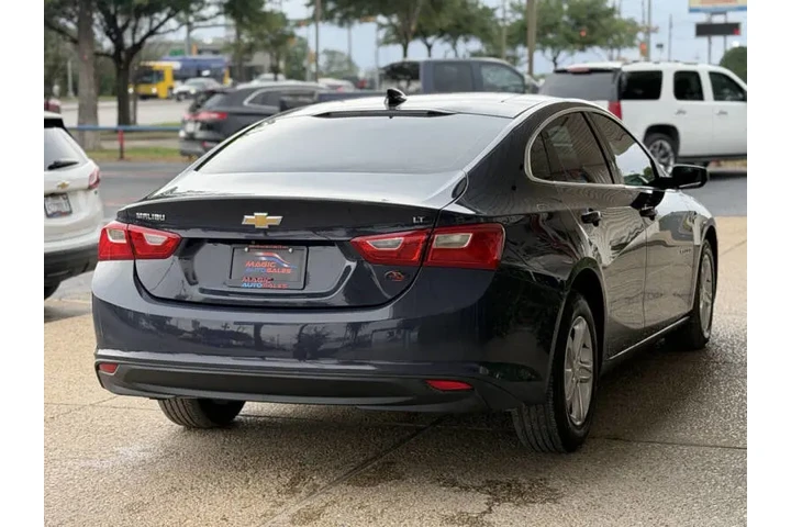 $21999 : 2025 Malibu LT image 9
