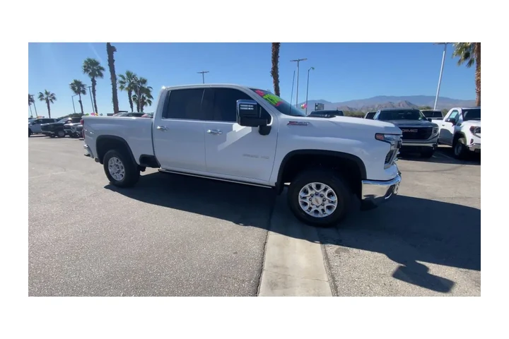 $73887 : 2024 Silverado 2500 HD image 9